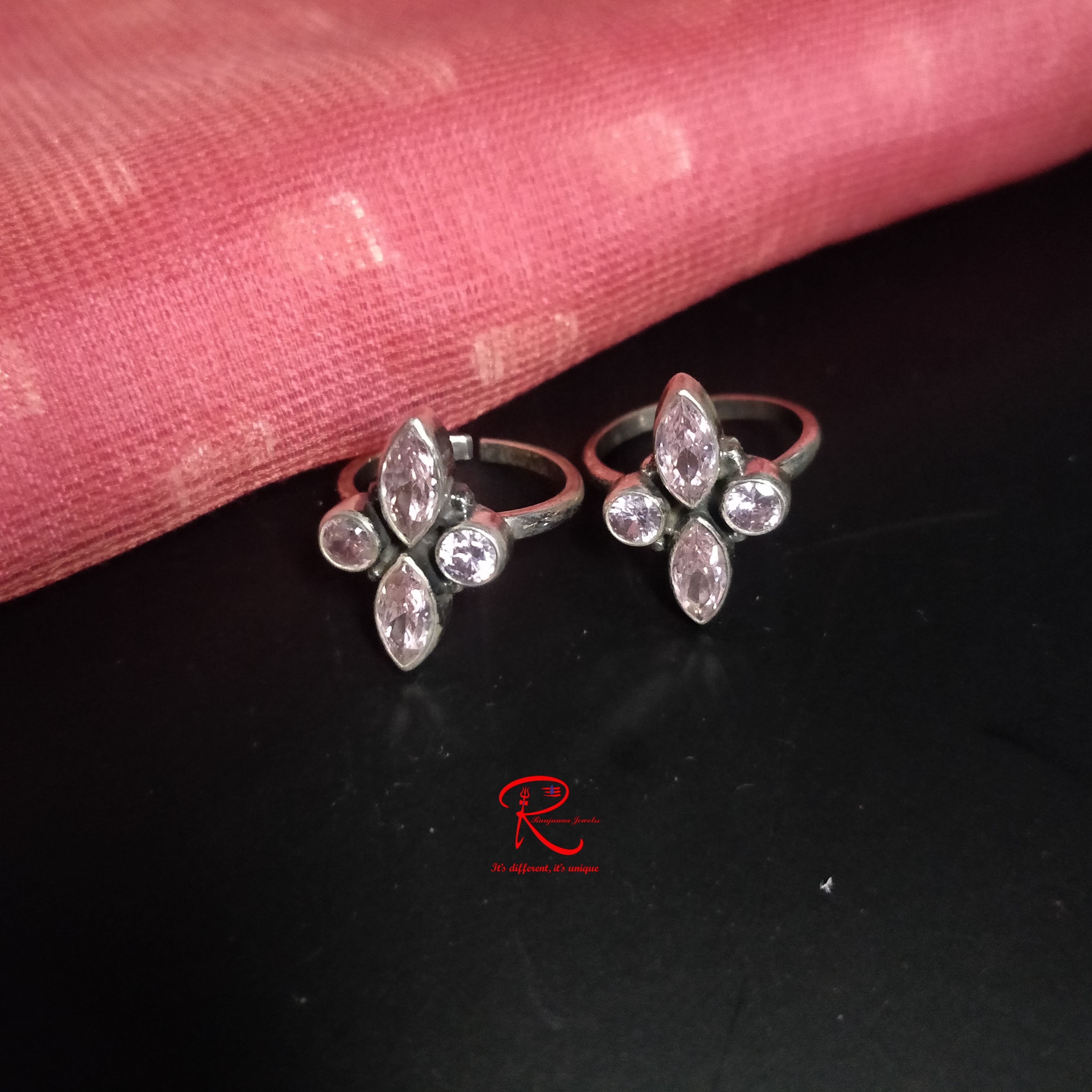 Toe ring 54
