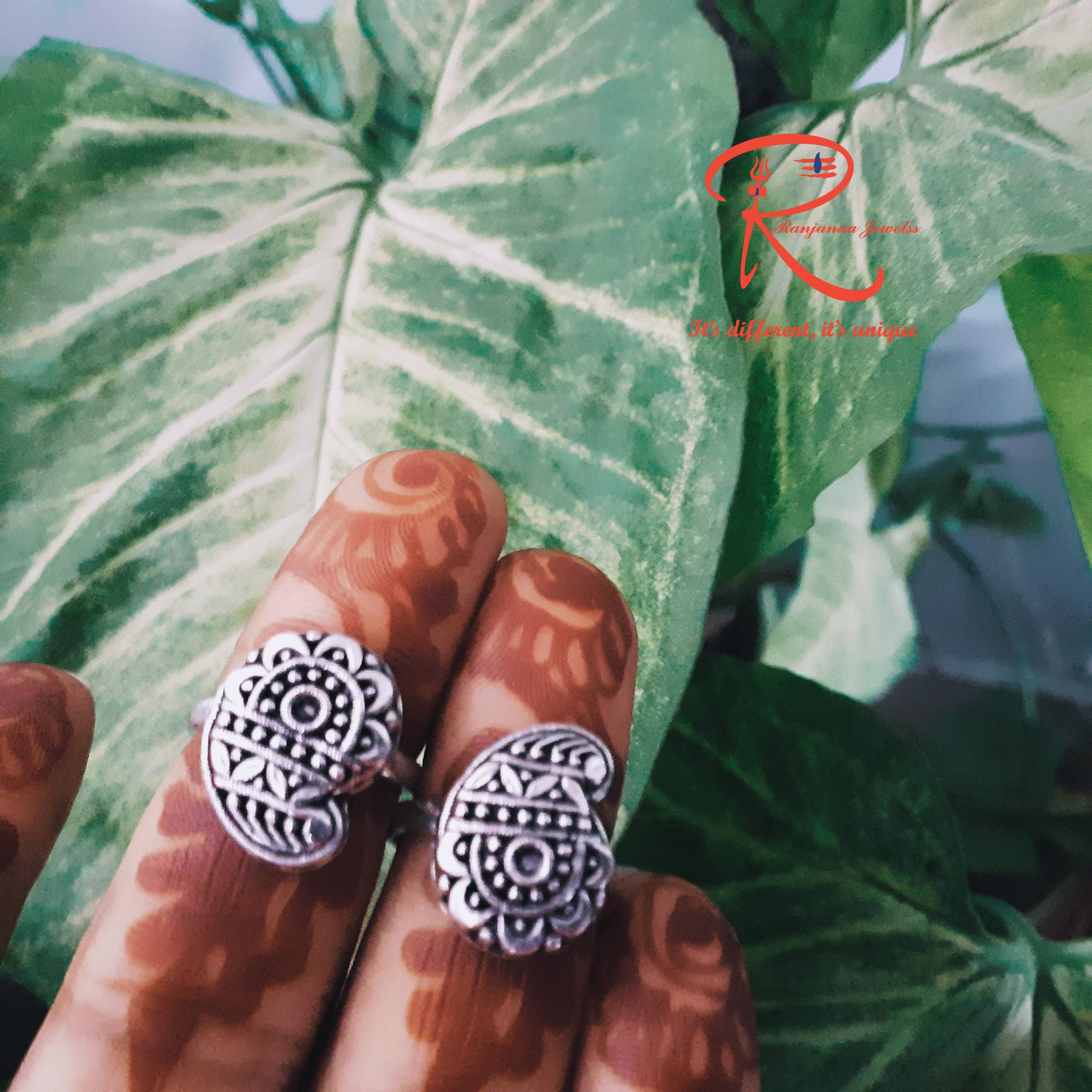Toe ring 14