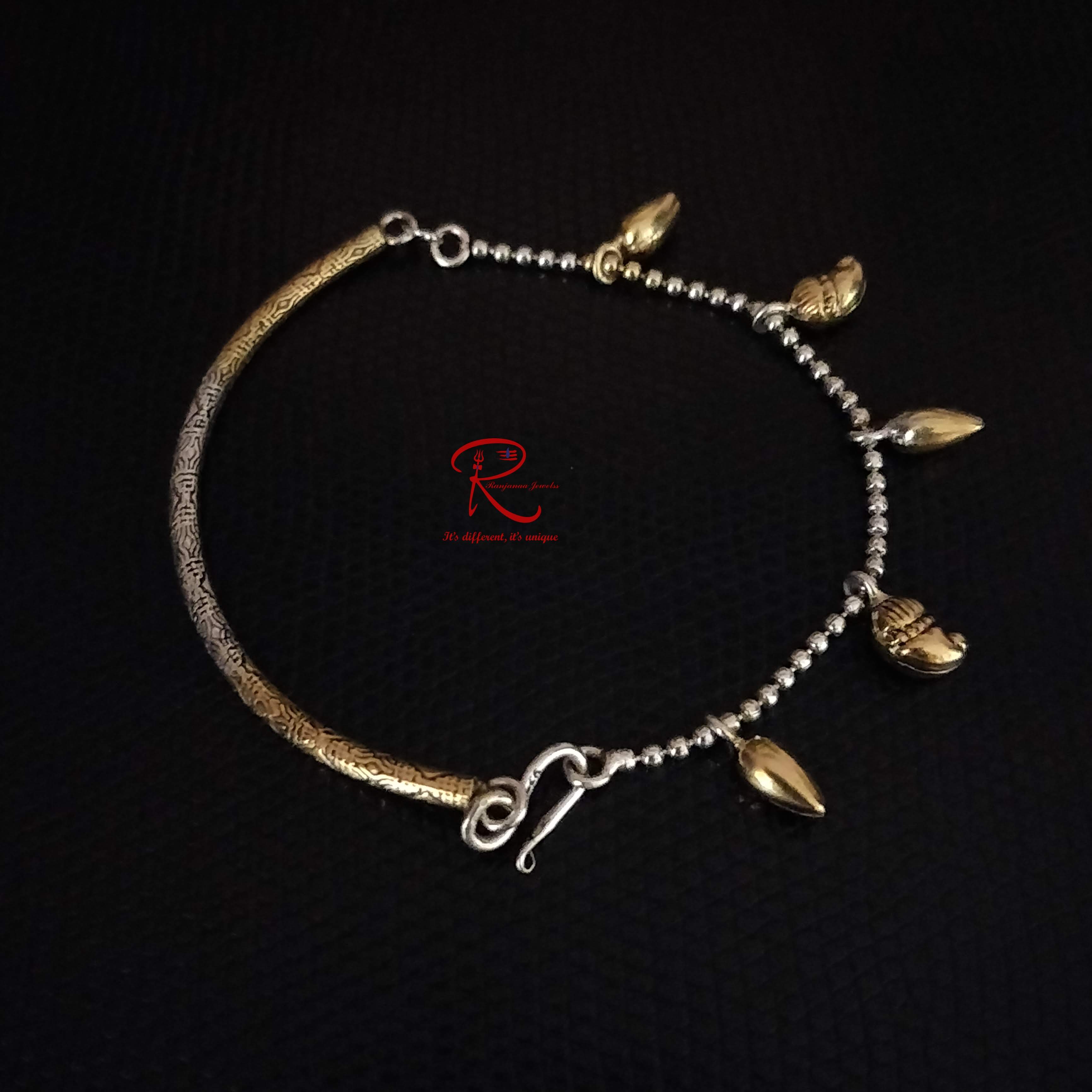 Bracelet 66
