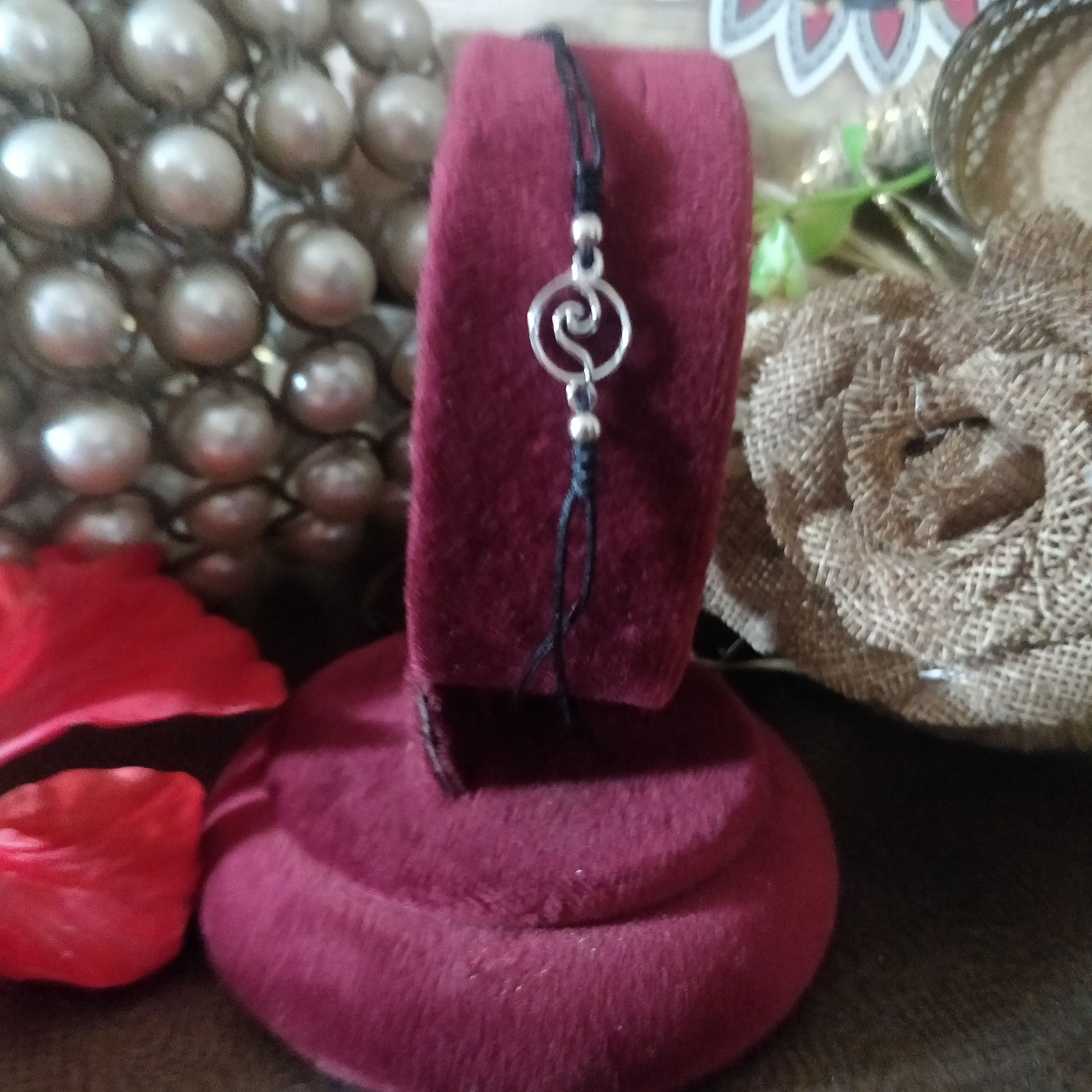Bracelet 32