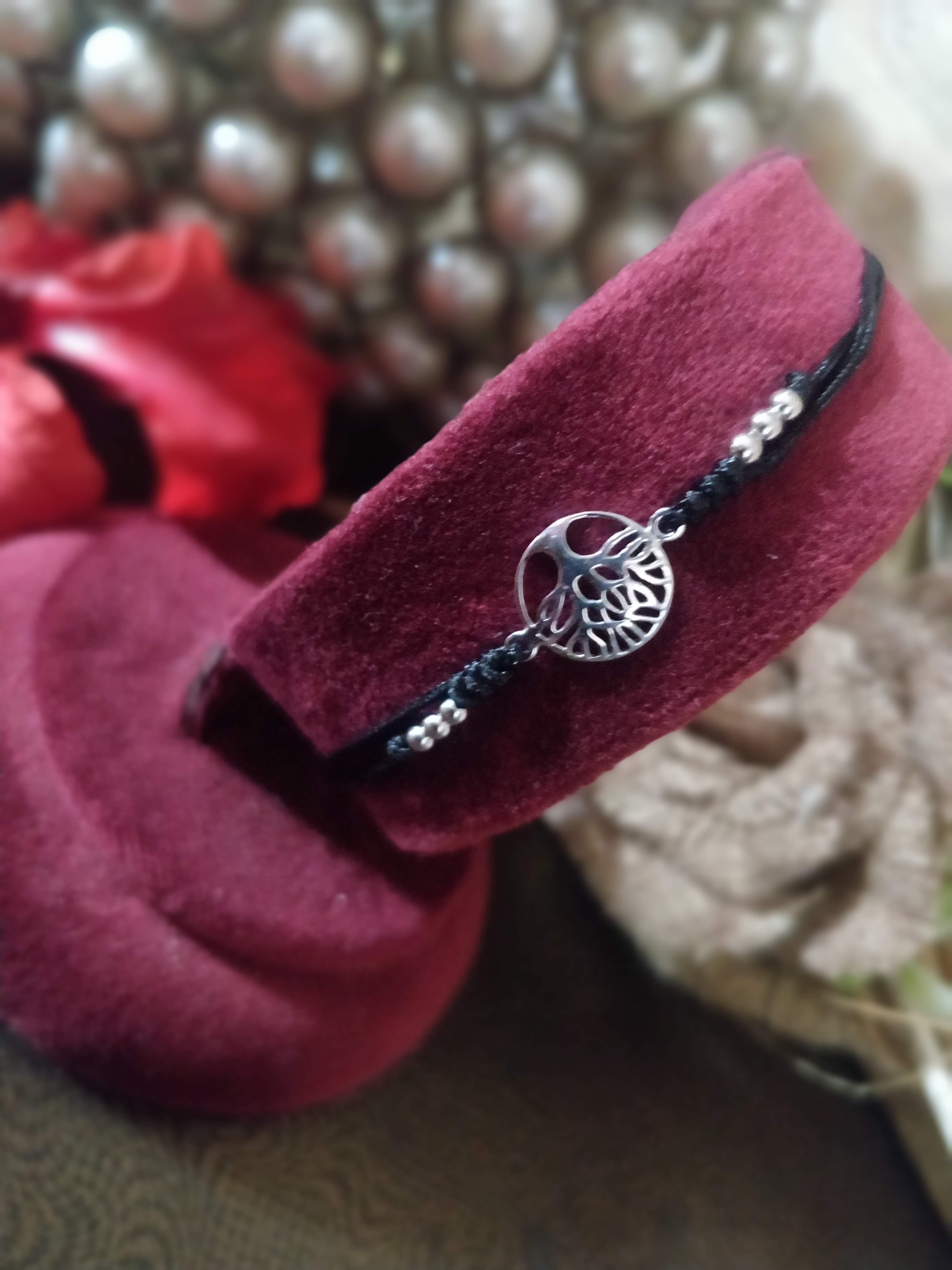 Bracelet 44
