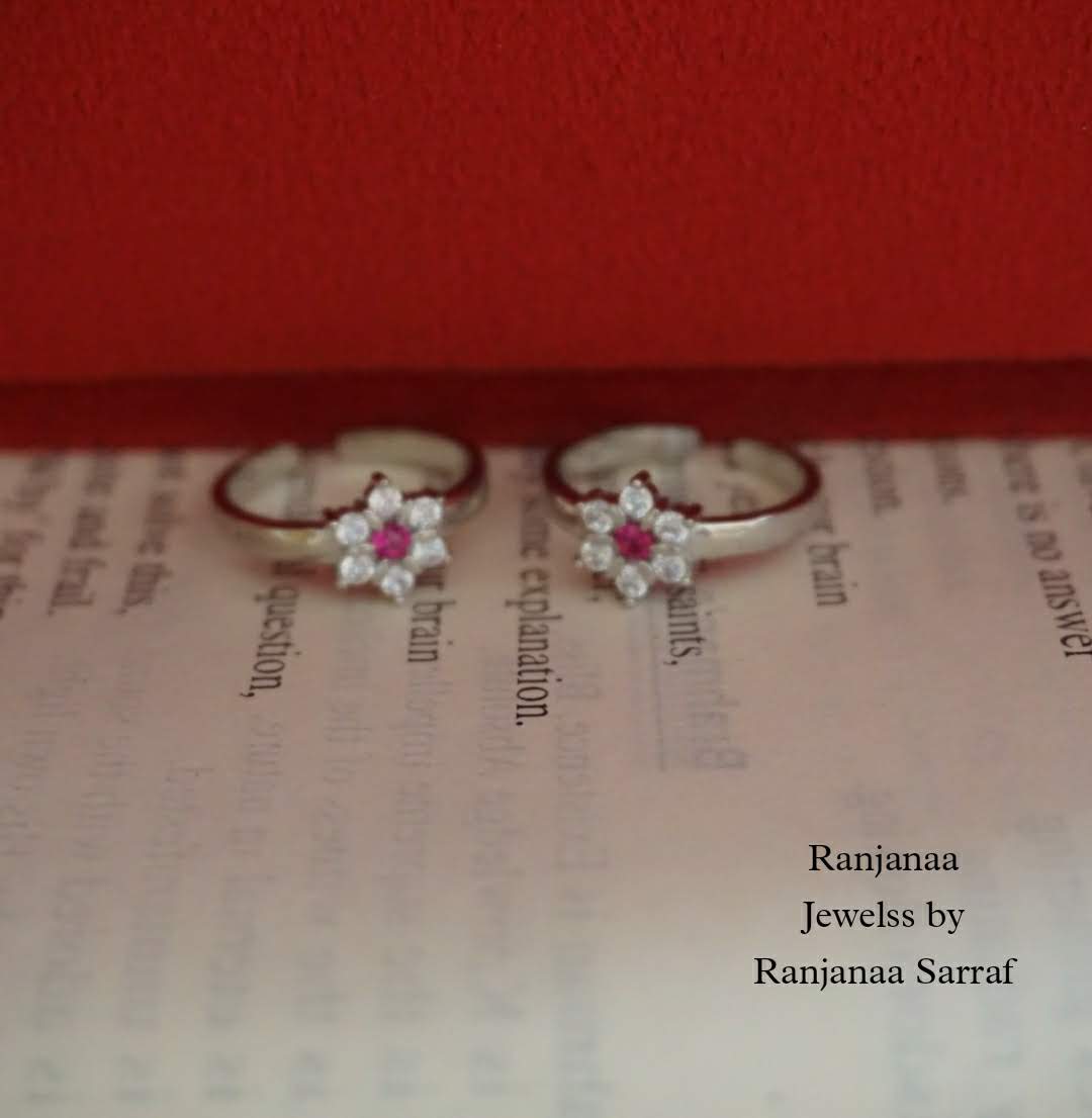 Toe ring 8