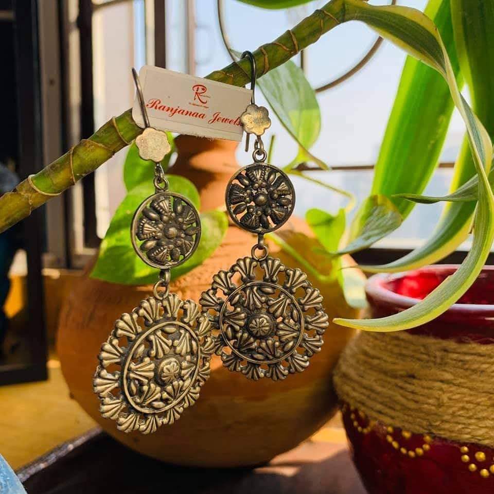 earrings 18