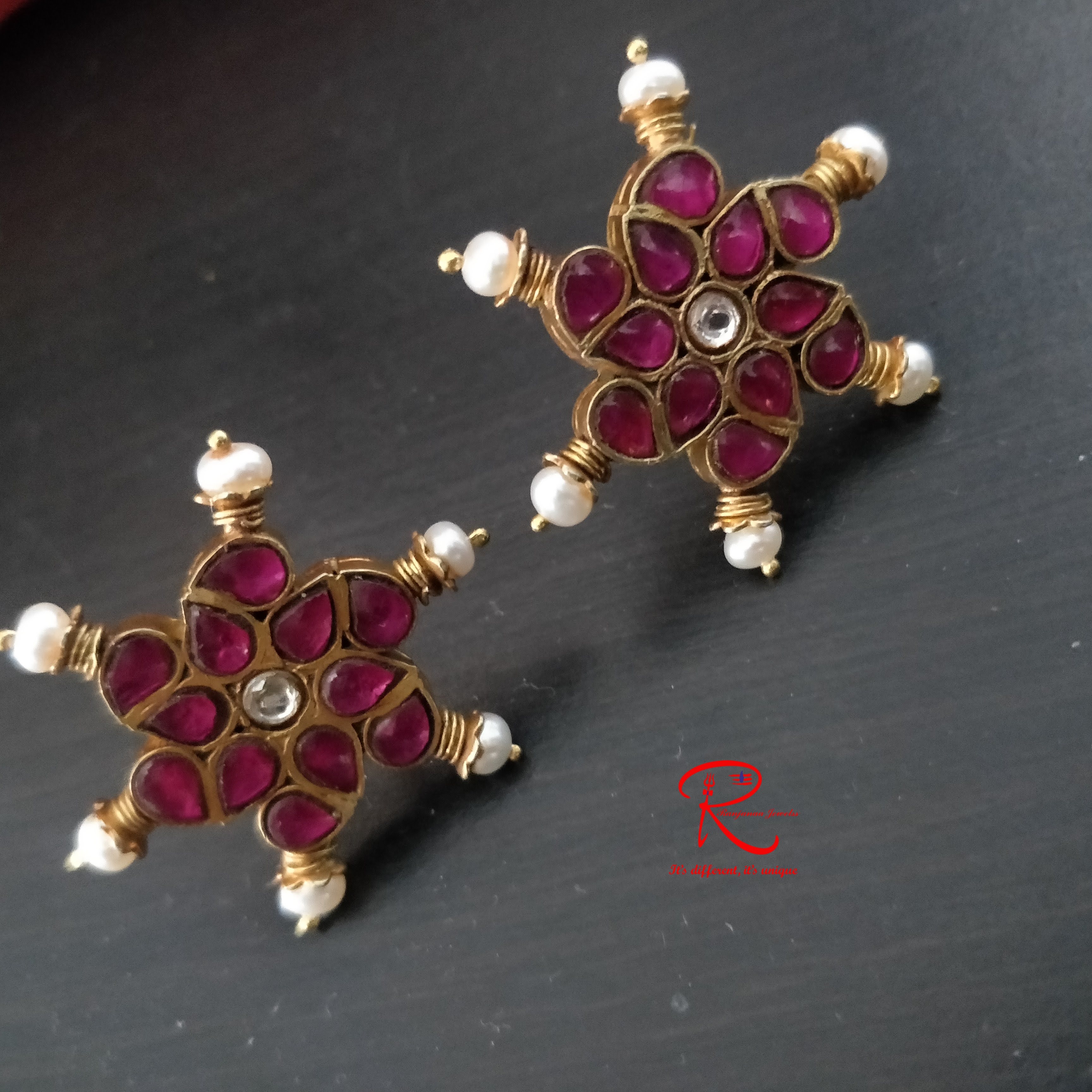 earrings 114
