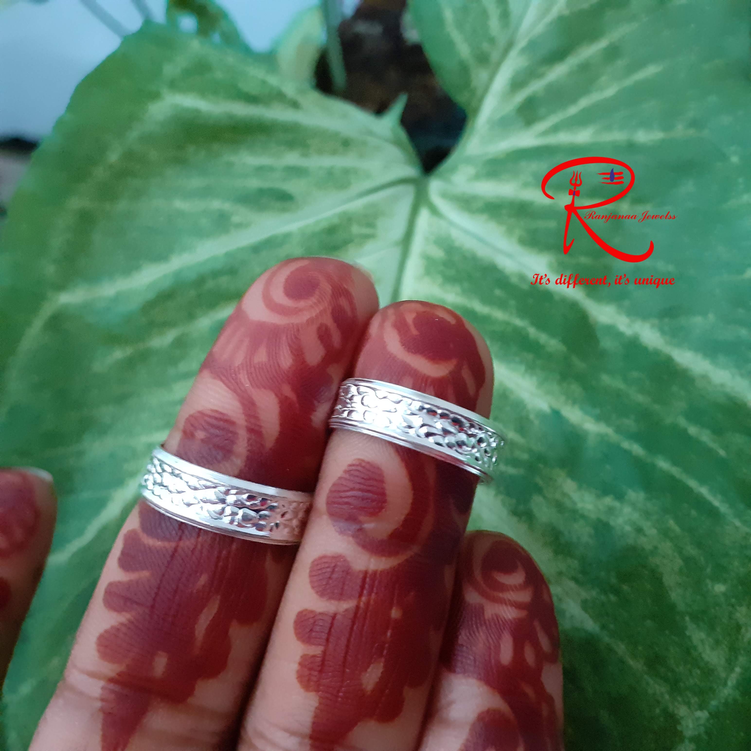 Toe ring 12